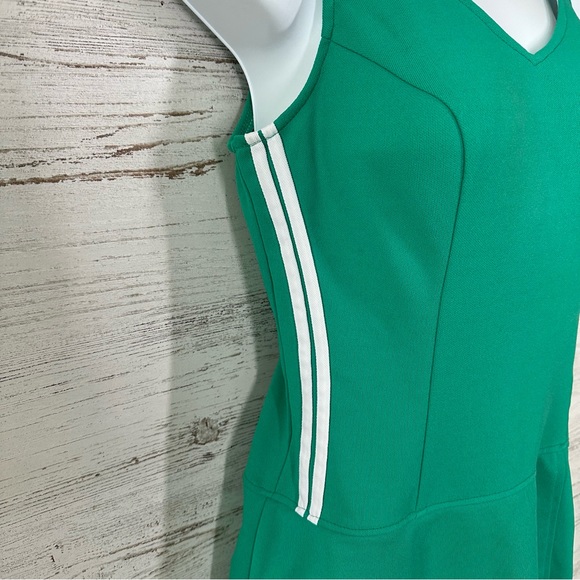 VINTAGE 70s 80s Skirted Side Stripe Swimsuit Made in USA - Picture 3 of 14